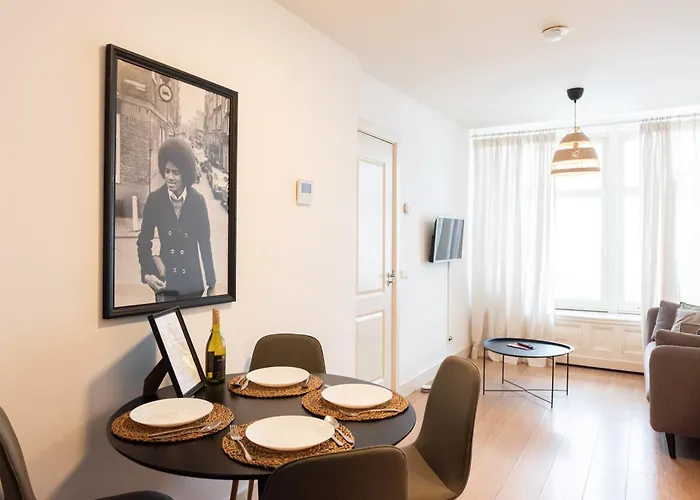 Canal View Gasthuis Amsterdam