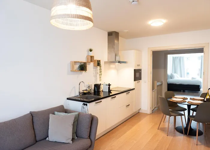 Canal View Gasthuis Amsterdam